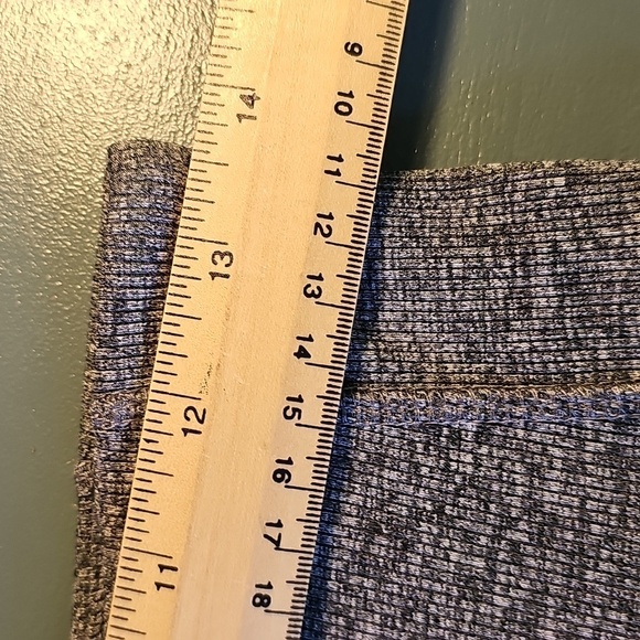 Gray Womens ZOBHA Legings Bottoms. Light Gray With Pockets. - Picture 3 of 5